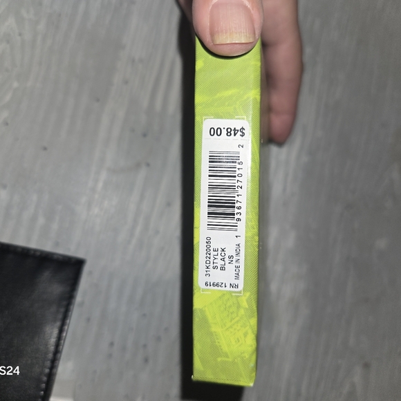 Kenneth Cole Reaction Leather Black Wallet Card Holder New - Picture 5 of 5